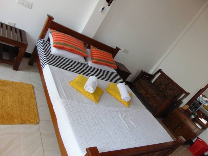 Deluxe Double Room 1 Image 2